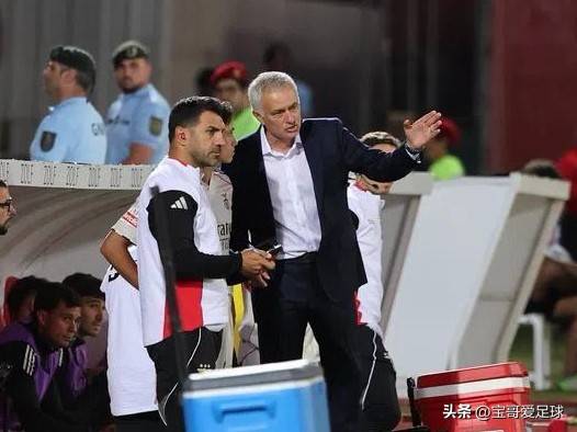 九游体育包含清晨新奥尔良鹈鹕备战葡超，队长鼓劲细节曝光，震撼外界，赛程密集仍需轮换的词条