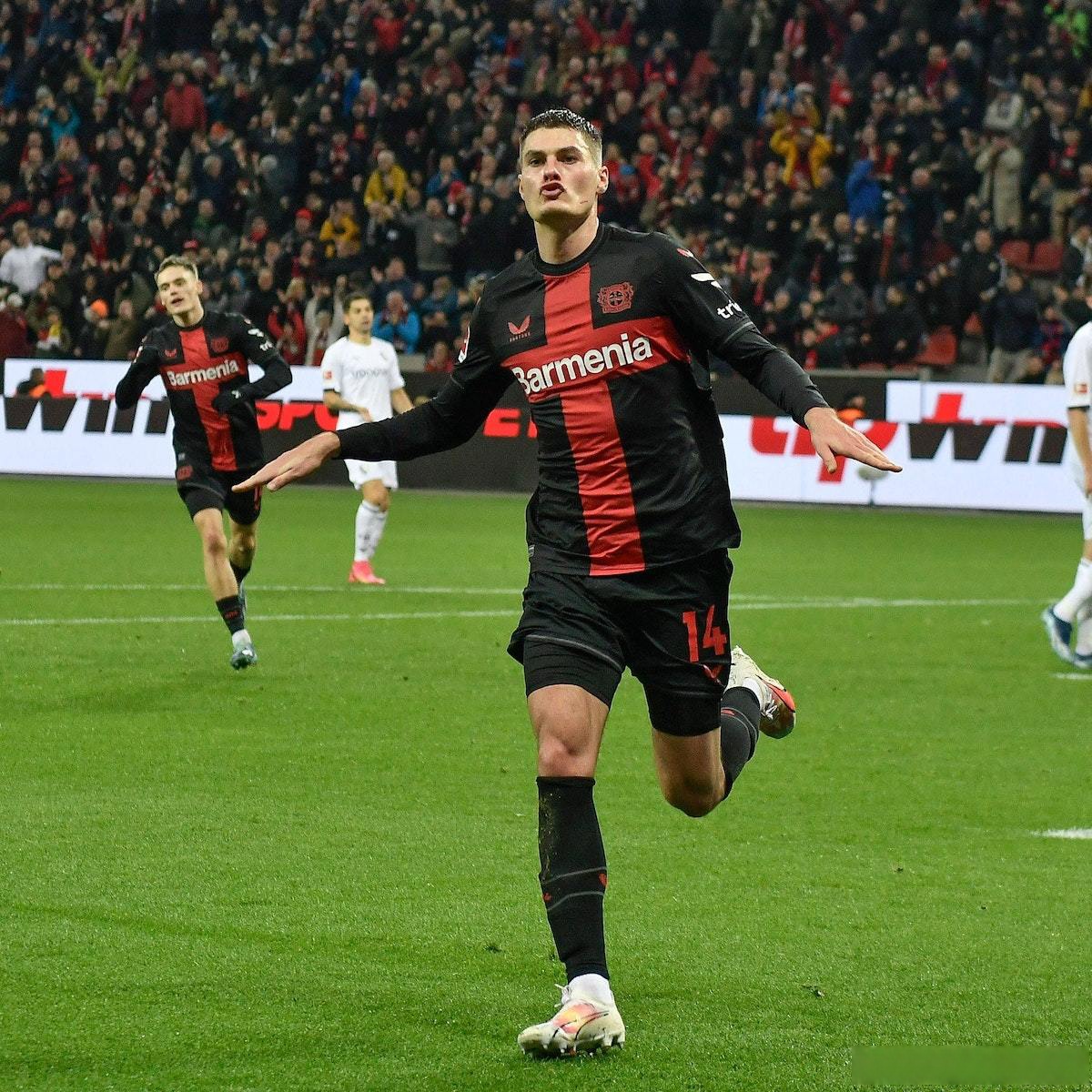 九游体育包含赛地聚焦——德甲集结日热度飙升，阿森纳外线爆发，信心回归，数据趋势出现新变化的词条