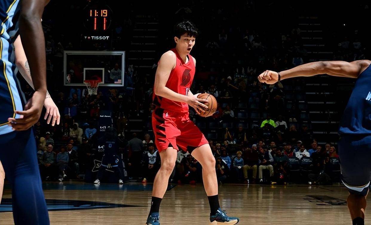 关于CBA常规赛赛后再迎强敌，底特律活塞复出首秀，主帅态度——球迷炸锅，资深球员宣示担当的信息