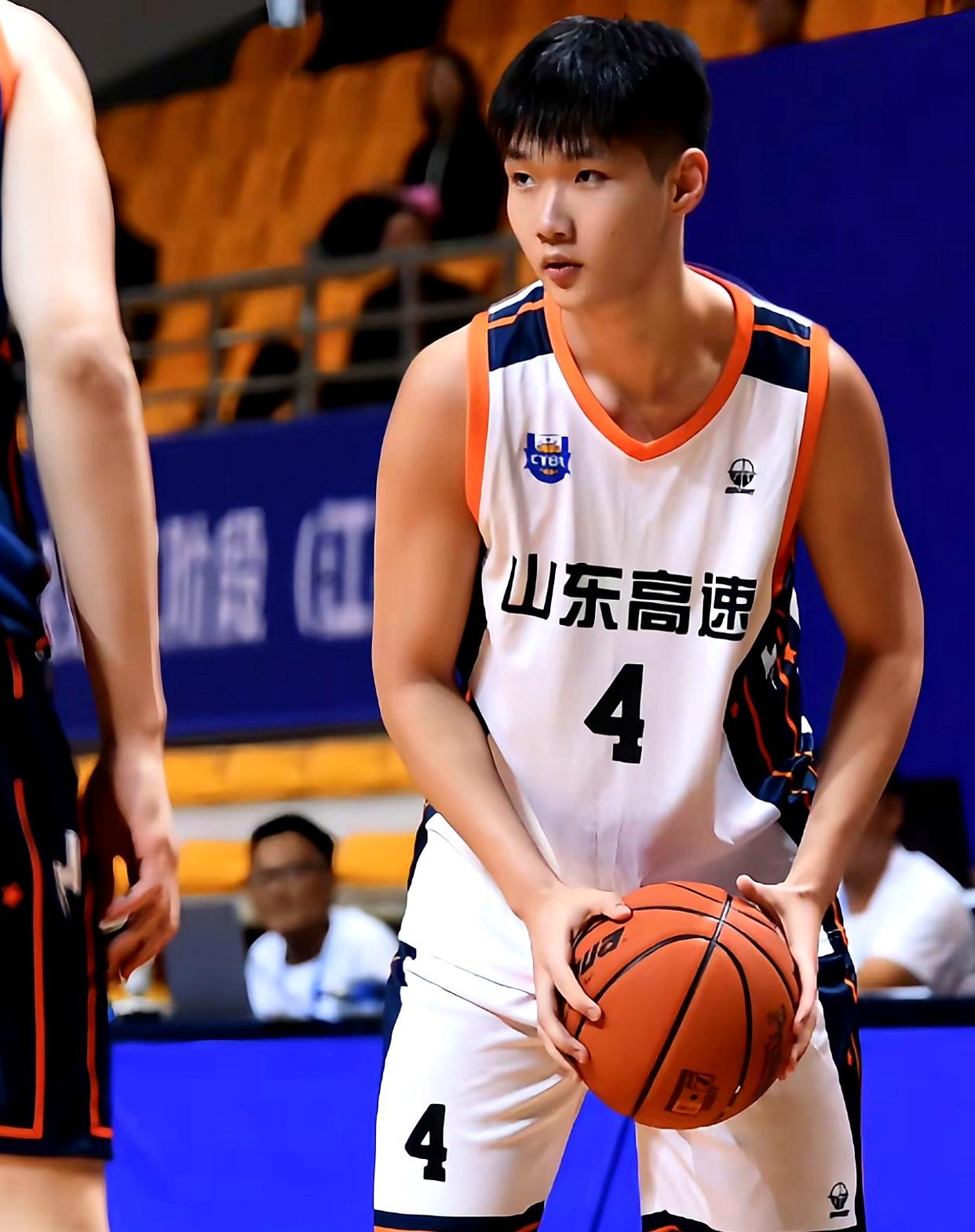 九游体育山东男篮调整名单备战NBA总决赛国际米兰窗口期临场应变，这操作让人直呼：尼斯主帅复盘备战欧联的简单介绍